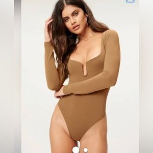 Good American Stretch Jersey U Ring Body Suit sz 3 (large)